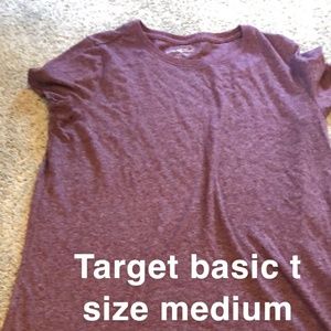 Universal Thread tshirt